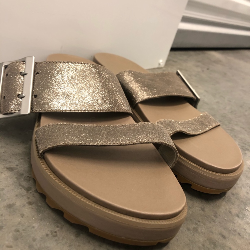 SOREL roaming buckle slide sandal